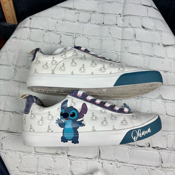 Disney White and Blue Stitch Sneakers with charms Women’s sz 9 - Excellent shape - Picture 7 of 12